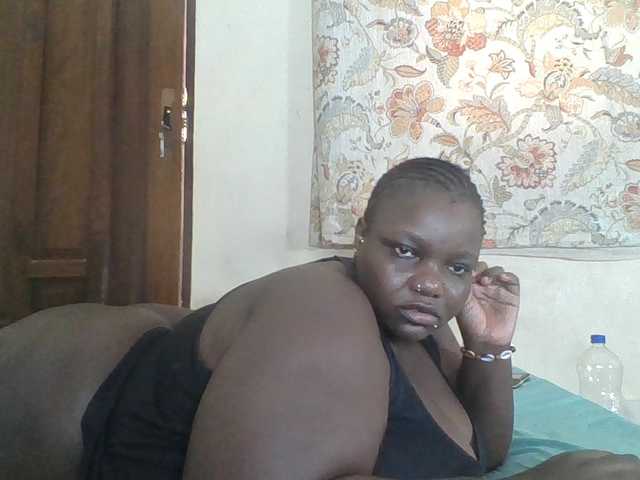 Bigdarkass live cam on BongaCams