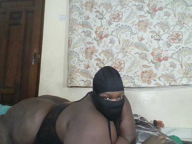 Bigdarkass live cam on BongaCams