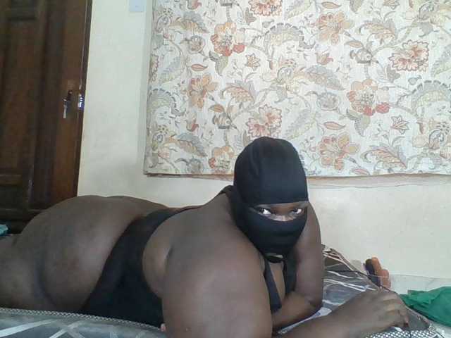 Bigdarkass live cam on BongaCams