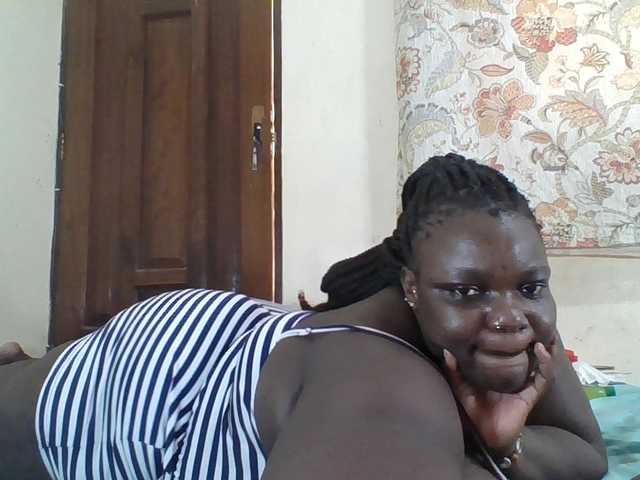 Bigdarkass live cam on BongaCams