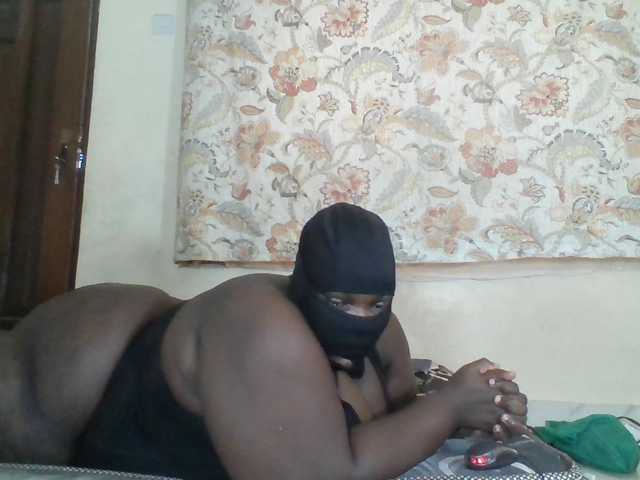 Bigdarkass live cam on BongaCams