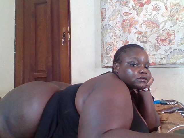 Bigdarkass live cam on BongaCams