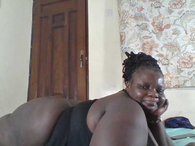 Bigdarkass live cam on BongaCams