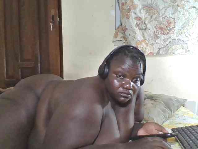 Bigdarkass webcam