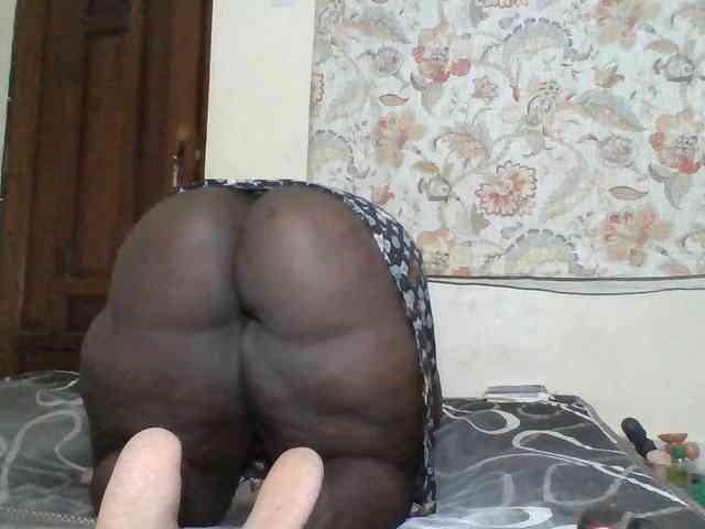 Bigdarkass webcam