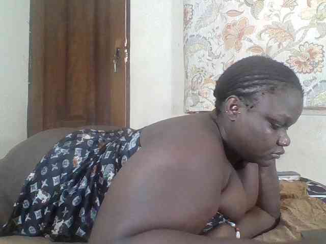 Bigdarkass Live Webcam on BongaCams
