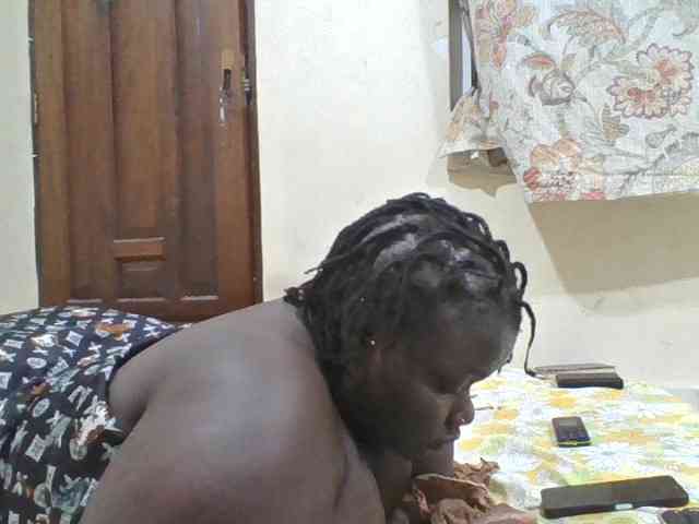 Bigdarkass webcam