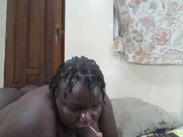 Bigdarkass webcam