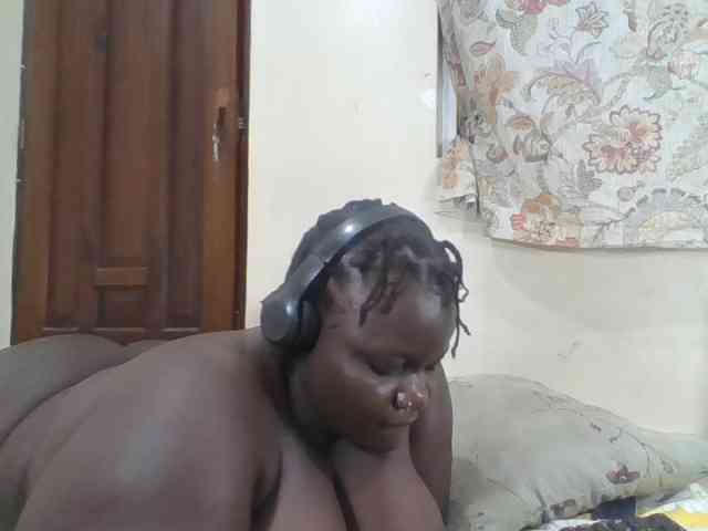 Bigdarkass webcam