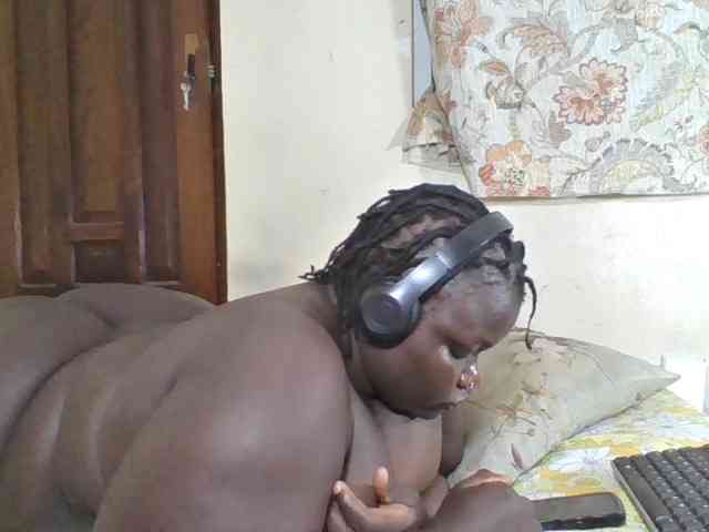 Bigdarkass webcam