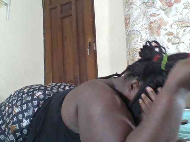 Bigdarkass webcam