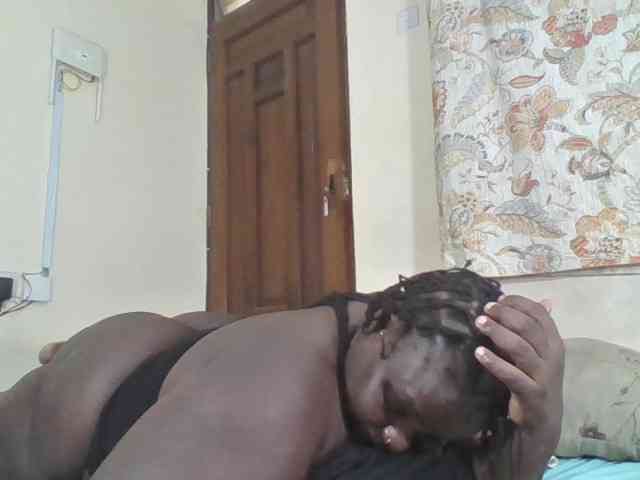 Bigdarkass webcam