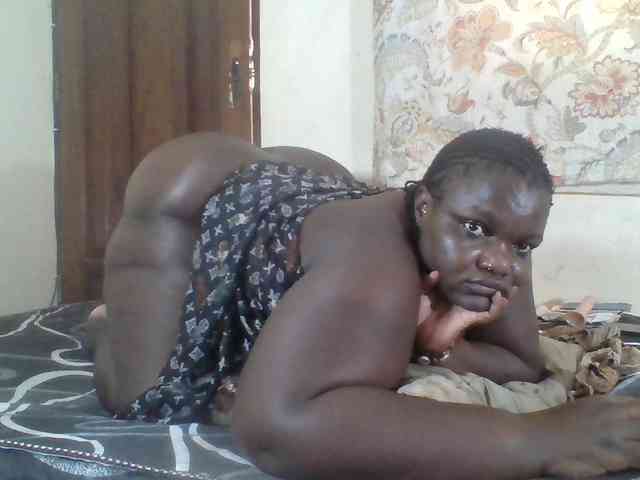 Bigdarkass Live Webcam on BongaCams