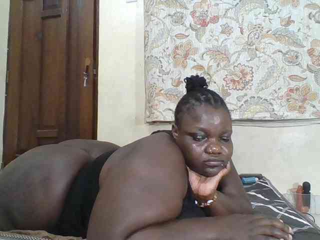 Modèle: Bigdarkass