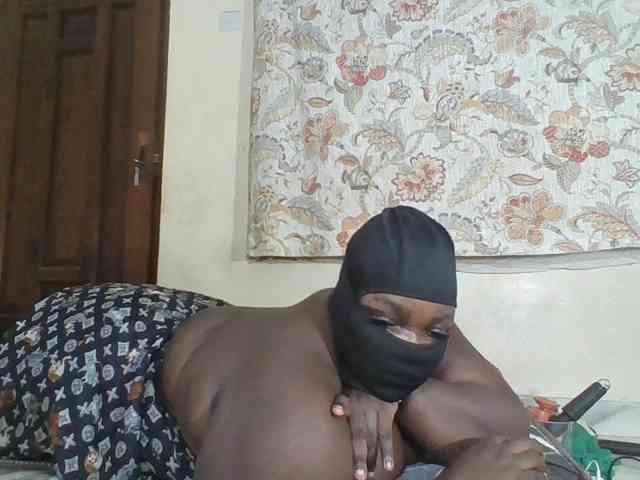 Bigdarkass webcam