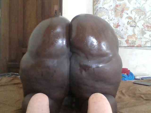Bigdarkass webcam