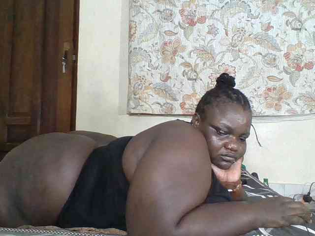 Bigdarkass Live Webcam on BongaCams
