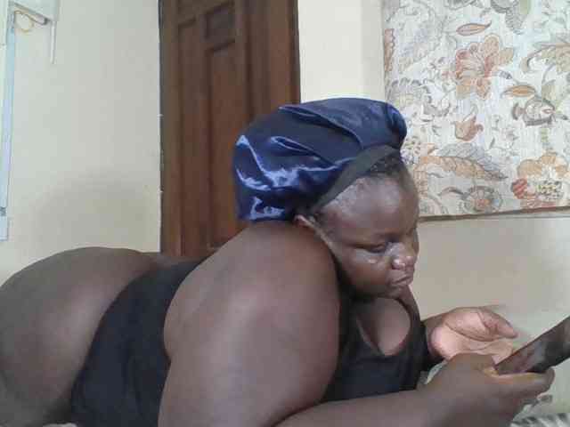 Bigdarkass webcam