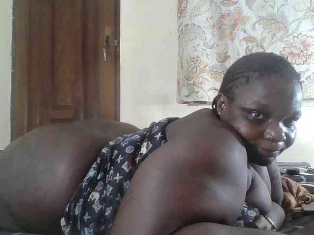 Bigdarkass Live Webcam on BongaCams