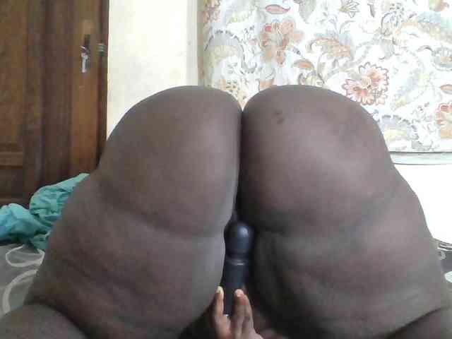 Bigdarkass webcam