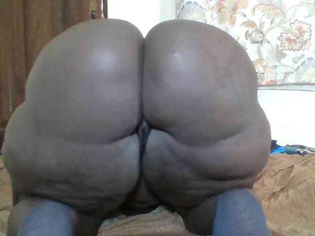 Bigdarkass webcam