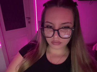 CrisKiss Porn Show