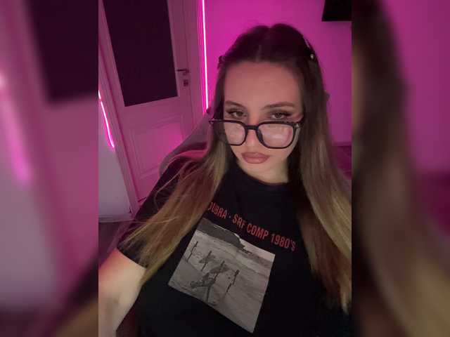Couple-sex live cam