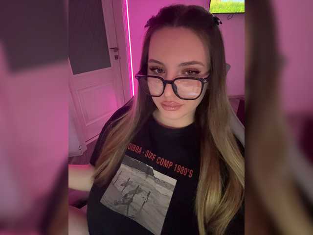 CrisKiss live webcam show