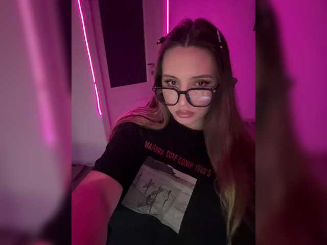 Couple-sex live webcam show
