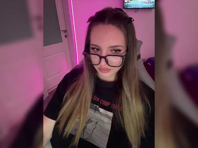 CrisKiss live webcam show