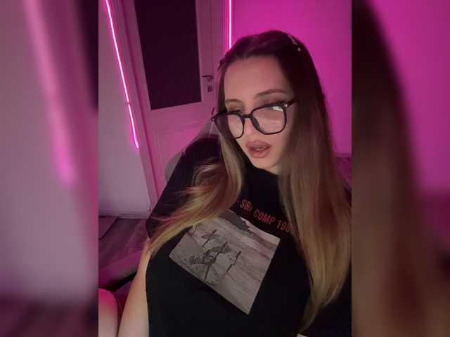 Couple-sex live webcam show