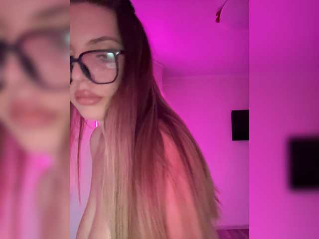 Live трансляция CrisKiss - slutnetki.online