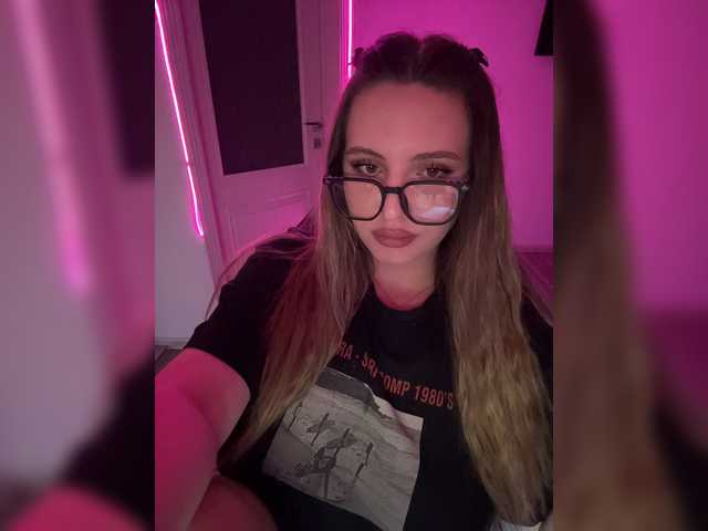 Couple-sex live webcam show