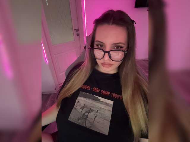 Couple-sex live webcam show