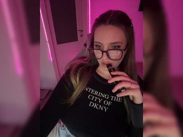 Couple-sex live webcam show