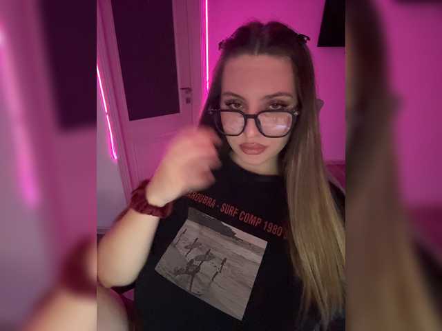Couple-sex live webcam show