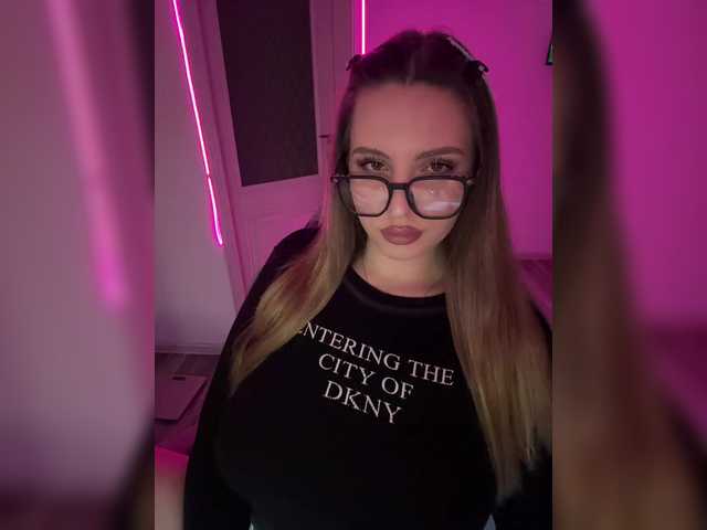 Couple-sex live cam