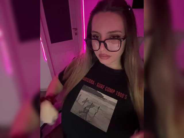 Couple-sex live cam