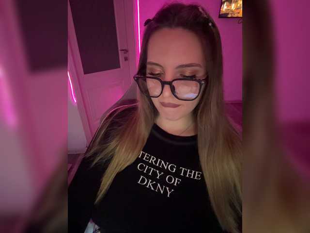 CrisKiss live webcam show
