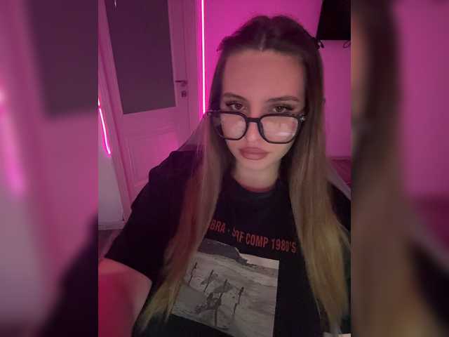 Couple-sex live webcam show