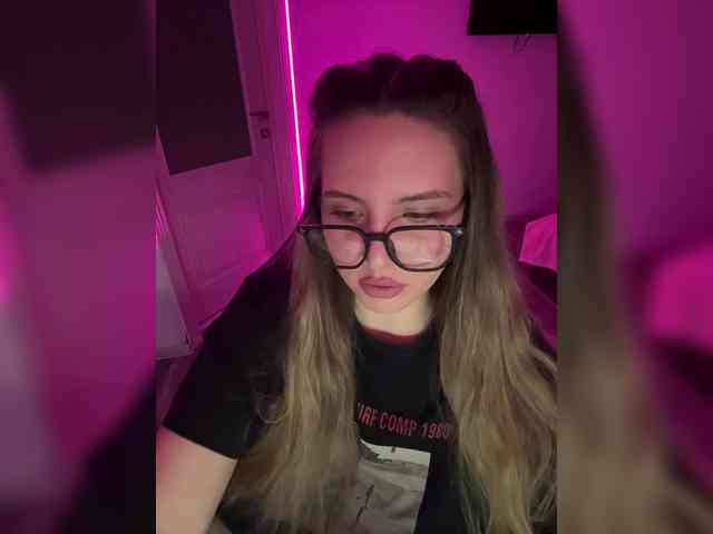 CrisKiss webcam