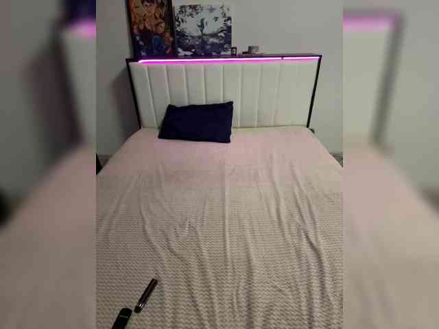 Cris_Mi webcam