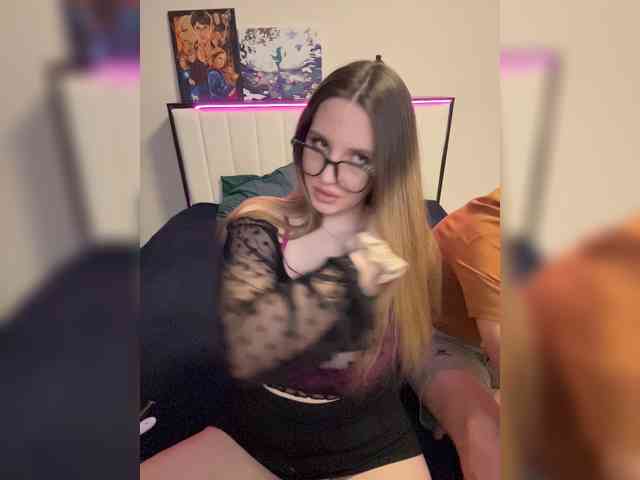 Cris_Mi webcam