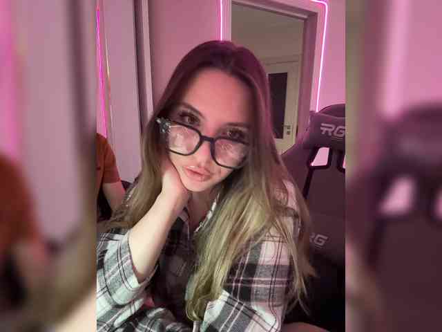 Cris_Mi webcam