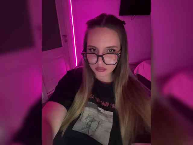 CrisKiss webcam