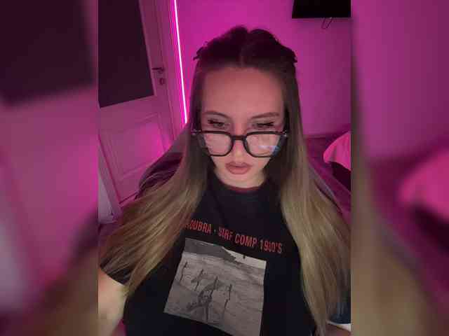 CrisKiss webcam