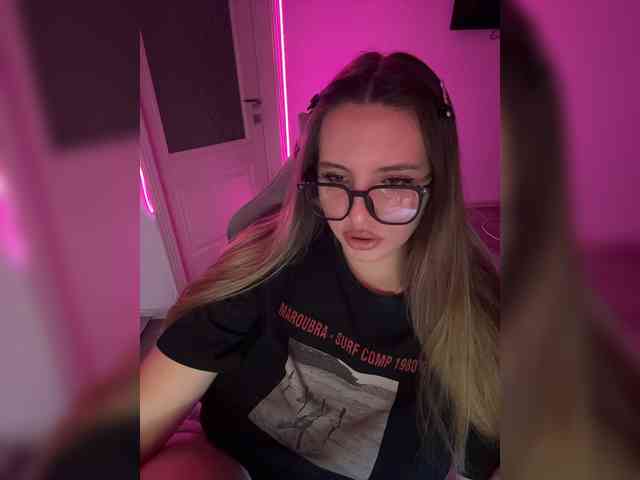 CrisKiss webcam