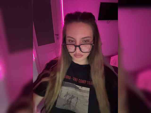 CrisKiss webcam