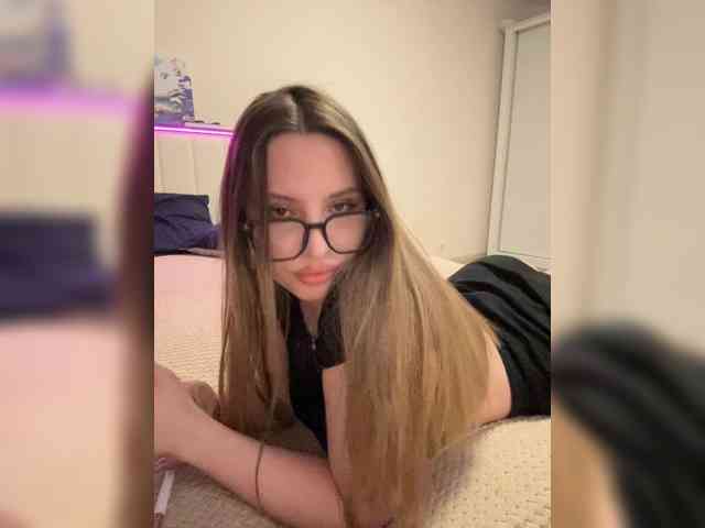 Cris_Mi webcam