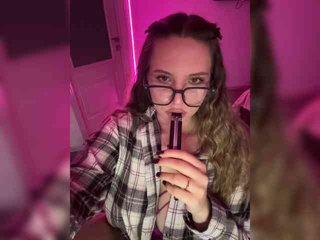 CrisKiss webcam